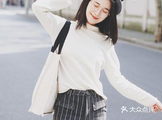 打卡春日街道温柔日系穿搭LOOK