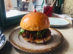 手撕猪肉汉堡-RAC BAR(安福路店)