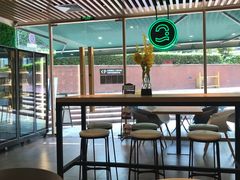 大堂-龙治汉堡(中华城店)