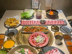 -蚂蚁洞·烤肉大营地(上海静安大悦城店)