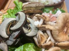 -阿山卓·野生菌火锅·纳西火塘烤肉