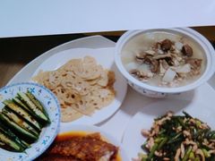 -天鹅到家·保姆月嫂育儿嫂(朝阳店)