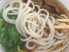 -花溪巷牛肉粉(泉城路店)