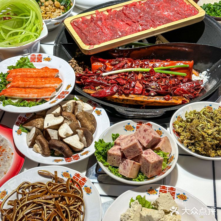 这个门头让我以为我来香港吃火锅了呢…