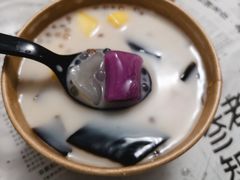 芋圆仙草红豆芒果-赵记传承·中国甜品(福州总店)