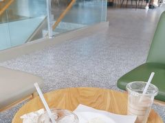-星巴克(湖州凤凰时代广场店)