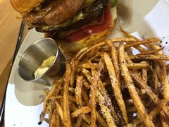 -HELLO 27 意面·沙拉·帕尼尼