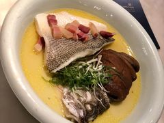 -港丽餐厅(高德置地店)