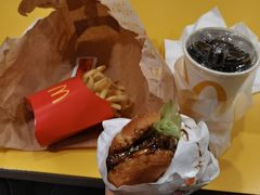 -麦当劳(北亭广场分店)
