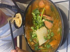 -肥汁米蘭香港米线(长宁来福士店)