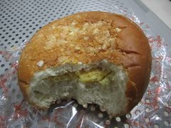 奶酥面包-红宝石·鲜奶小方·海派西点房(南丹店)