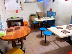 大堂-吴淞老街砂锅馄饨(北兴路店)