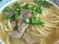 -十二忠手拉面(五福店)