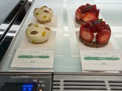 -潮一不贰·法式甜品·生日蛋糕·西式简餐(外滩店)