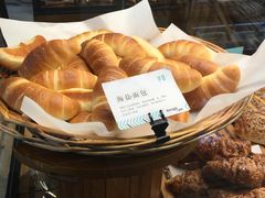 -Dough&Joe团憩(瑞虹天地月亮湾店)