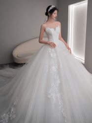 -艾米丽婚纱礼服