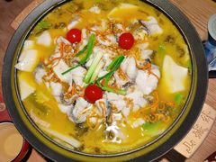 -山城外·非遗酸菜鱼(蜀都万达店)