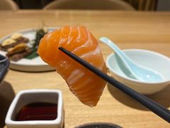 三文鱼生鱼片-隐泉之语日式料理(王府中环店)