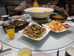 -亲回家吃饭餐厅(黄陂店)