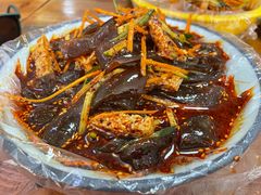 -不起眼麻辣烫凉皮店