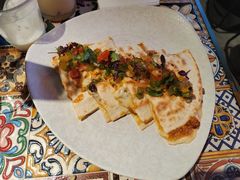 墨西哥鸡肉芝士饼-LESCEDARS Brasserie Bistro香柏树