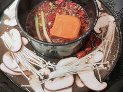 -三江两海老火锅(北京首店)