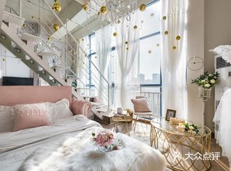 成都敲浪漫的落地窗纱幔美屋，住进画里