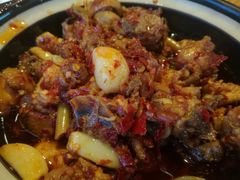 -野山舂·贵州现舂酸汤火锅(鸿通城店)