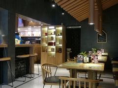 大堂-炖物24章·顺时轻养茶(杭州大厦店)