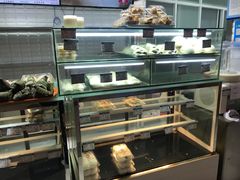 面包甜点陈列柜-白玉兰食品(甜云店)
