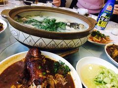 -天乐农家鱼头王(天目湖店)