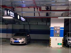 -经纬汇-停车场