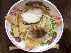 二郎系拉面-拉面莊夢語＆中华料理八椿