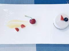 -香格里拉鱼跃地中海西餐厅·牛排披萨