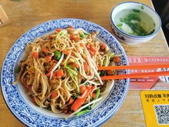 -赣南粉局·江西小炒·锅气炒粉(人民广场店)