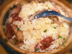 腊肉煲仔饭-周锦记广式餐厅