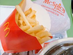 -麦当劳(上海虹桥站30B检票口楼上)