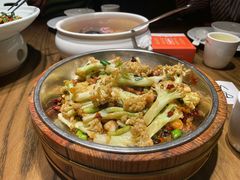 -爱碗亭·鲜炒湖南菜(壹城中心店)