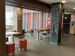 -麦当劳(乳山路店)
