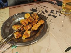 -老钟家烤羊排·敦伊阁清真餐厅胡羊焖饼