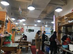 大堂-杨三娘跷脚牛肉(羊子山西路店)