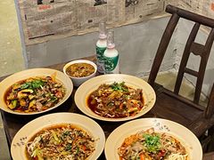 -方铲铲·成都板凳面(滨江银泰店)