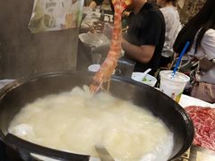 -鲜入围煮花胶鸡海鲜火锅