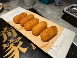 爆**粑