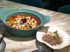 -周渝食惦·酸菜鱼精致川菜(横岗店)