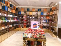 零售区-VENCHI 闻绮(北京国贸商城店)