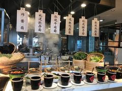 自助取餐区-都会尚膳·海鲜自助餐厅(重庆万豪酒店)