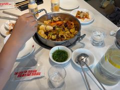 -七欣天香辣蟹火锅(苏州东大街店)