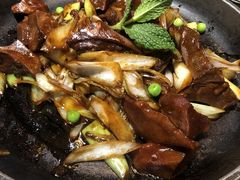 火焰葱烧牛舌-荟廷·晶萃(陆家嘴尚悦湾店)