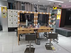 -企鹅照相馆(岗顶天娱店)